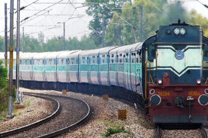 Canceled Train List Temporary change in the trains of East Central Railway, see the list of canceled trains