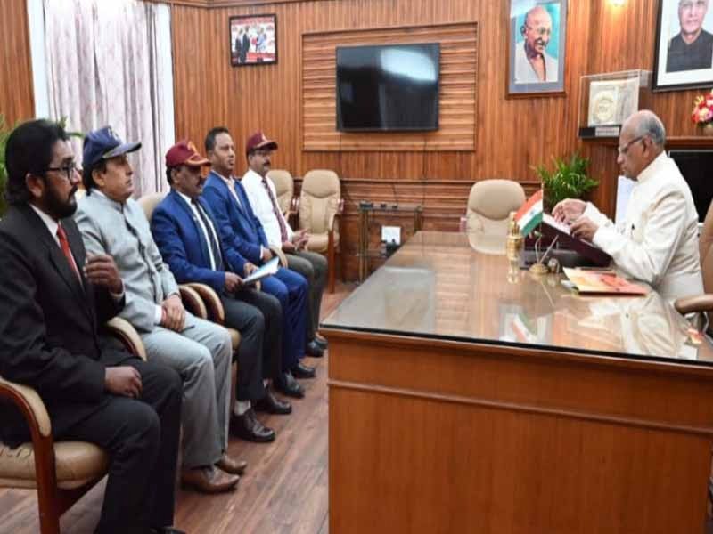 Veer Nari Ex-Servicemen and Veteran India State President of Jharkhand met the Governor