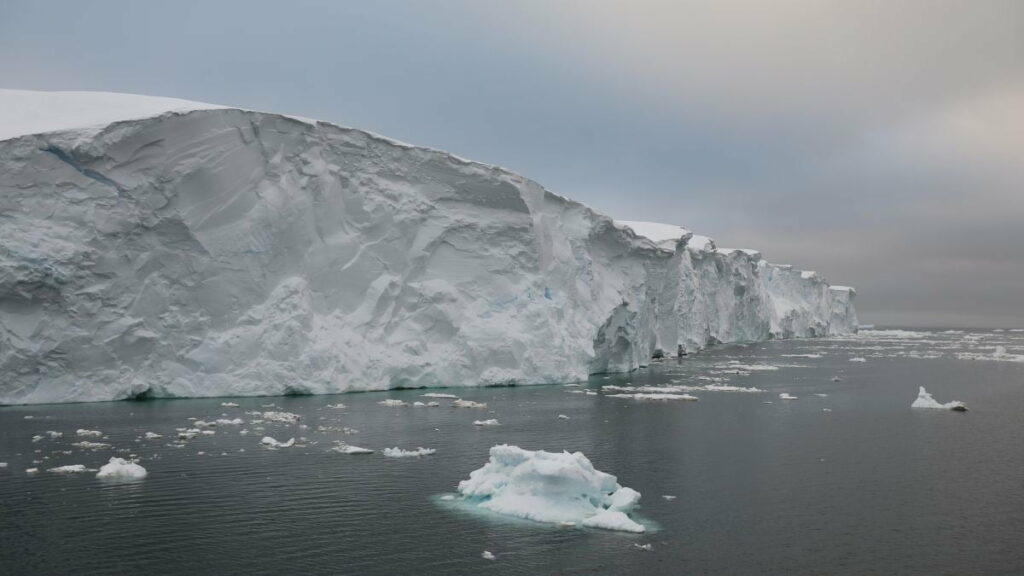 doomsday-glacier