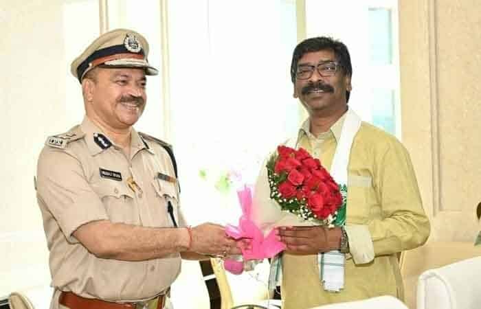 DGP Neeraj Sinha Hemant Soren