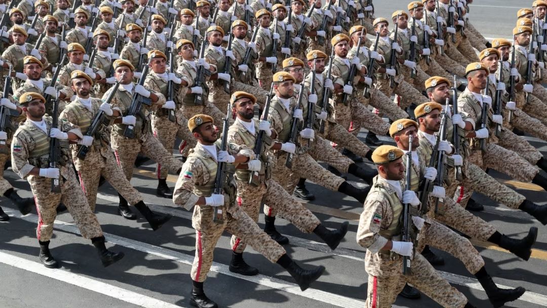 Iran America Western countries Iranian Armed Forces Mohammed Bakeri The influence of America and Western countries is decreasing as a world power, Iranian military officer ..