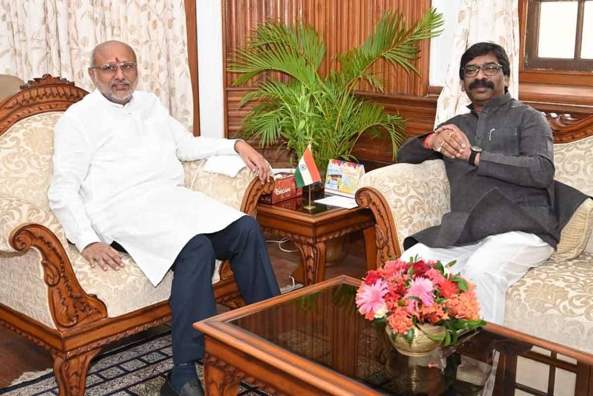 Hemant Soren met Governor CP Radhakrishnan