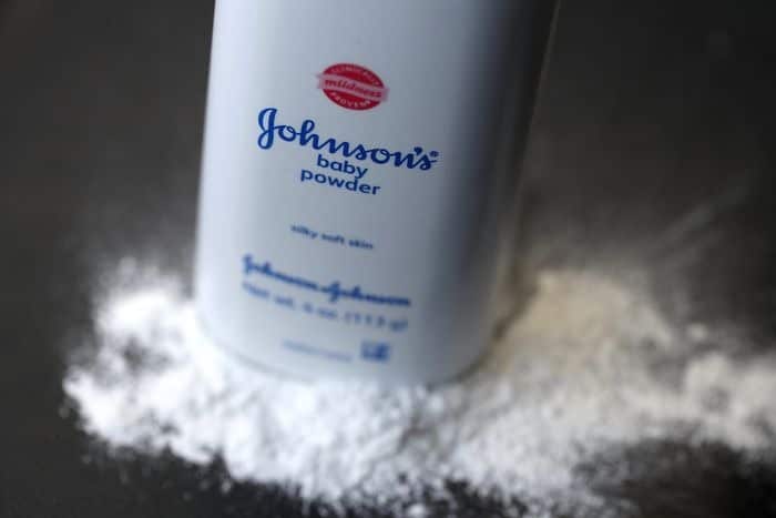 Johnson-Johnsons-baby-powder-caused-cancer-the-court-imposed-a-fine-of-154-crores