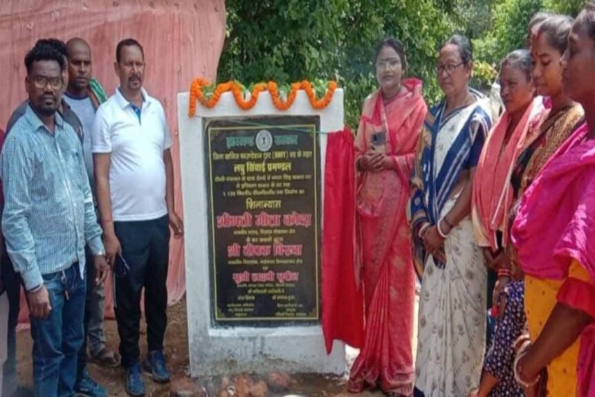 Legislator Deepak Baidu laid the foundation stone of road construction work