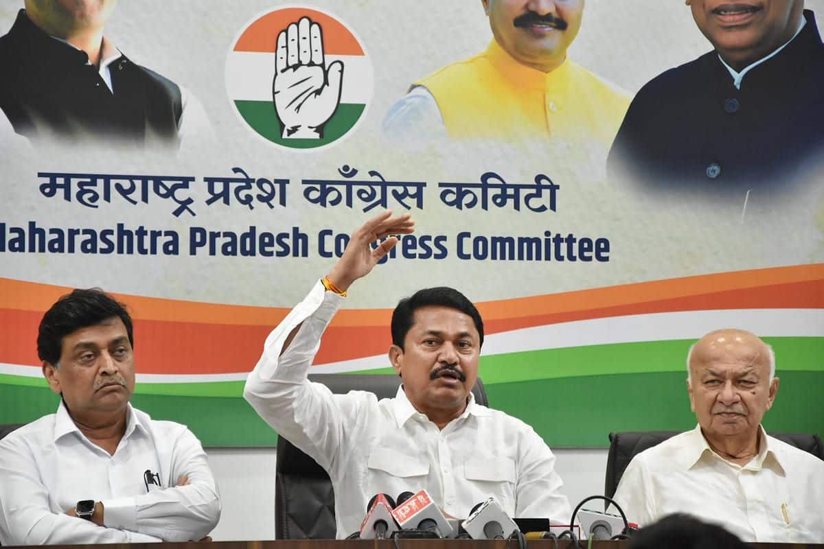 Maharashtra Maharashtra Politics Congress BJP President's rule Government crippled in power tussle in Maharashtra, Congress imposes President's rule