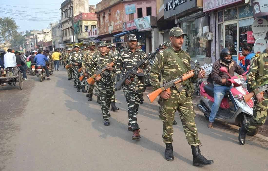 Palamu police did flag march to maintain peace during Muharram