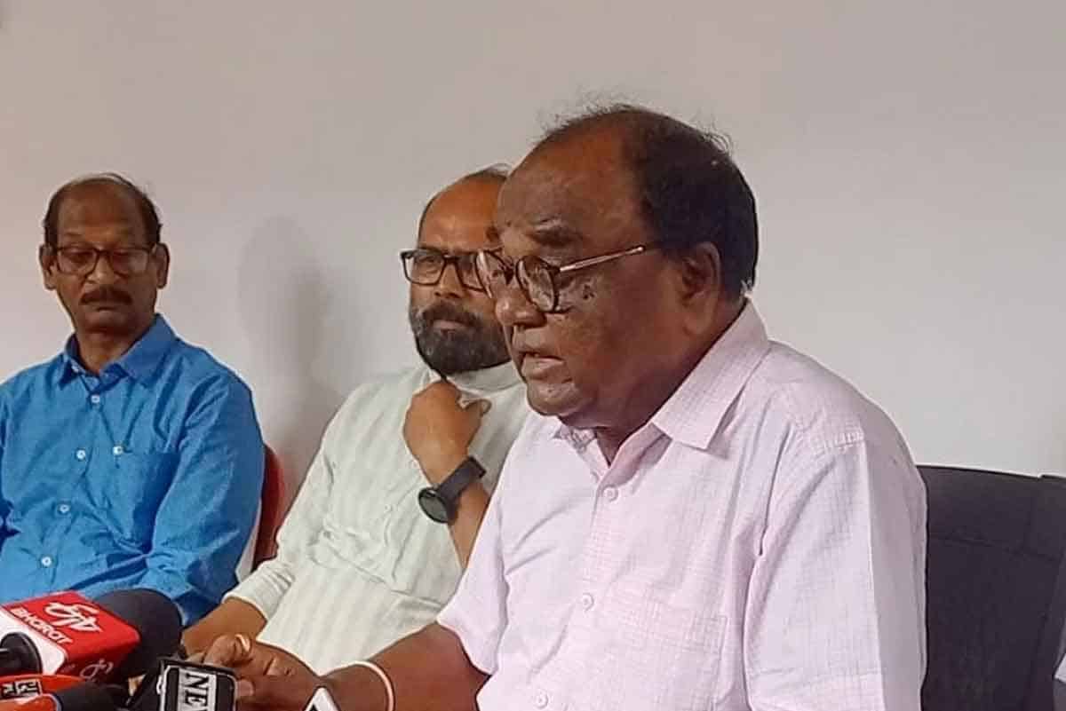 ranchi-news-jmm-mla-lobin-raised-questions-on-the-silence-of-hemant-and-babulal-on-ucc