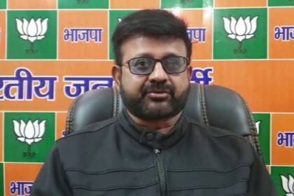 BJP spokesperson Pratul Shahdev said that CM Hemant Soren will have to go to the door of ED.