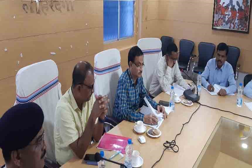 DDC Jai Jyoti Samanta held a meeting with officials regarding road safety.