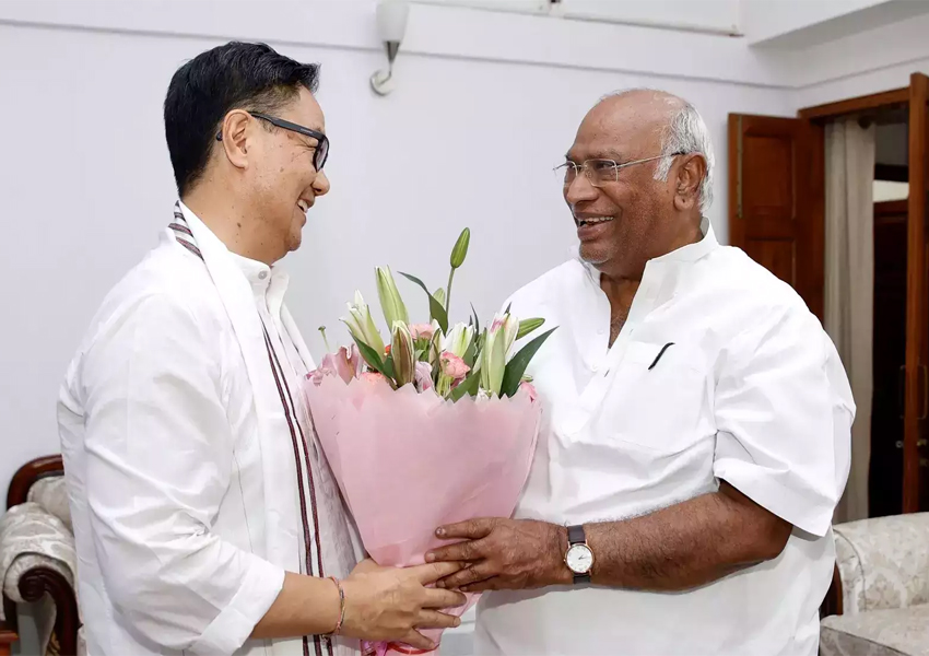 Kiren Rijuju Meet with Mallikarjun Kharge