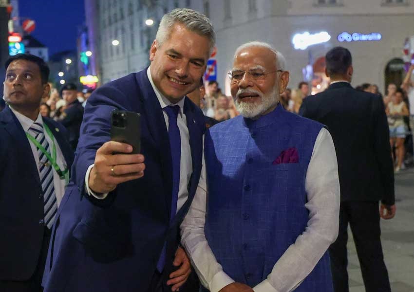 Chancellor Karl Nehmer took selfie with PM Modi