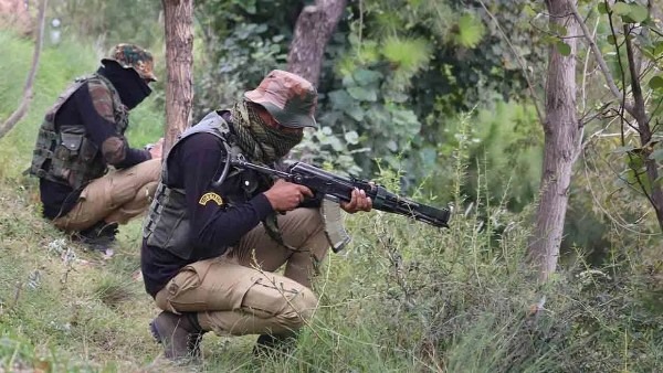 Encounter between army and terrorists in Jammu and Kashmir