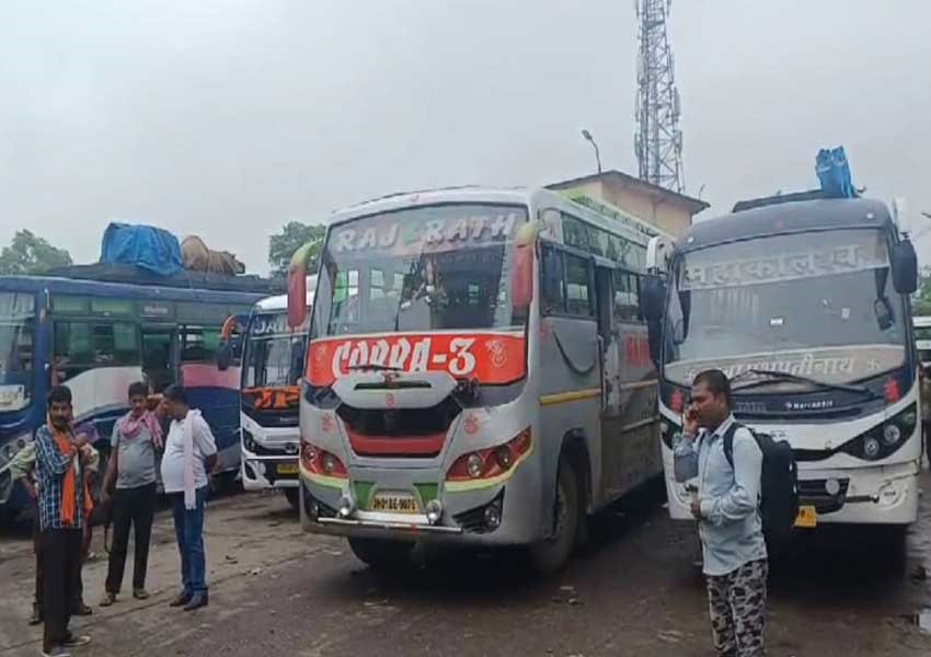 Naxalites banned in Jharkhand-Bihar