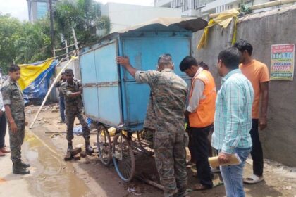 Ranchi Municipal Corporation's enforcement team Seized Shops