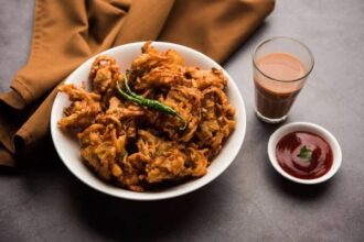 Enjoy tea and pakoras in the rain, health will also be high