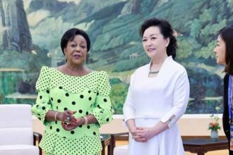 President's wife Welcomed Congo's first lady at a tea Party