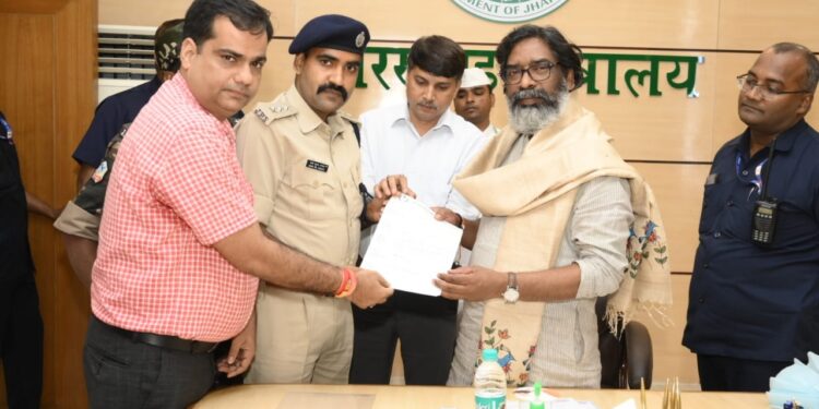 Police Association met Hemant Soren